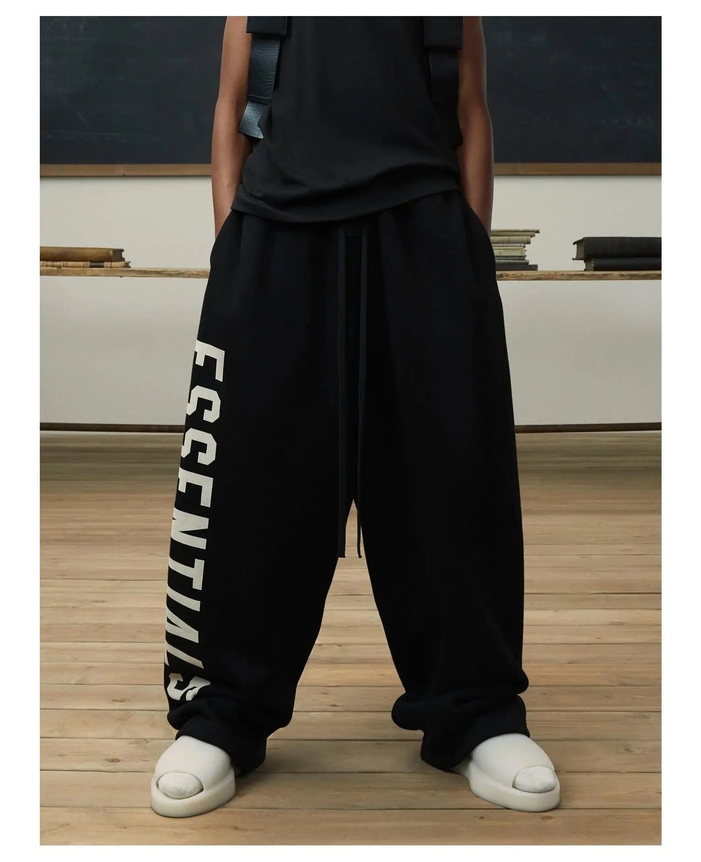 بنطال أساسي