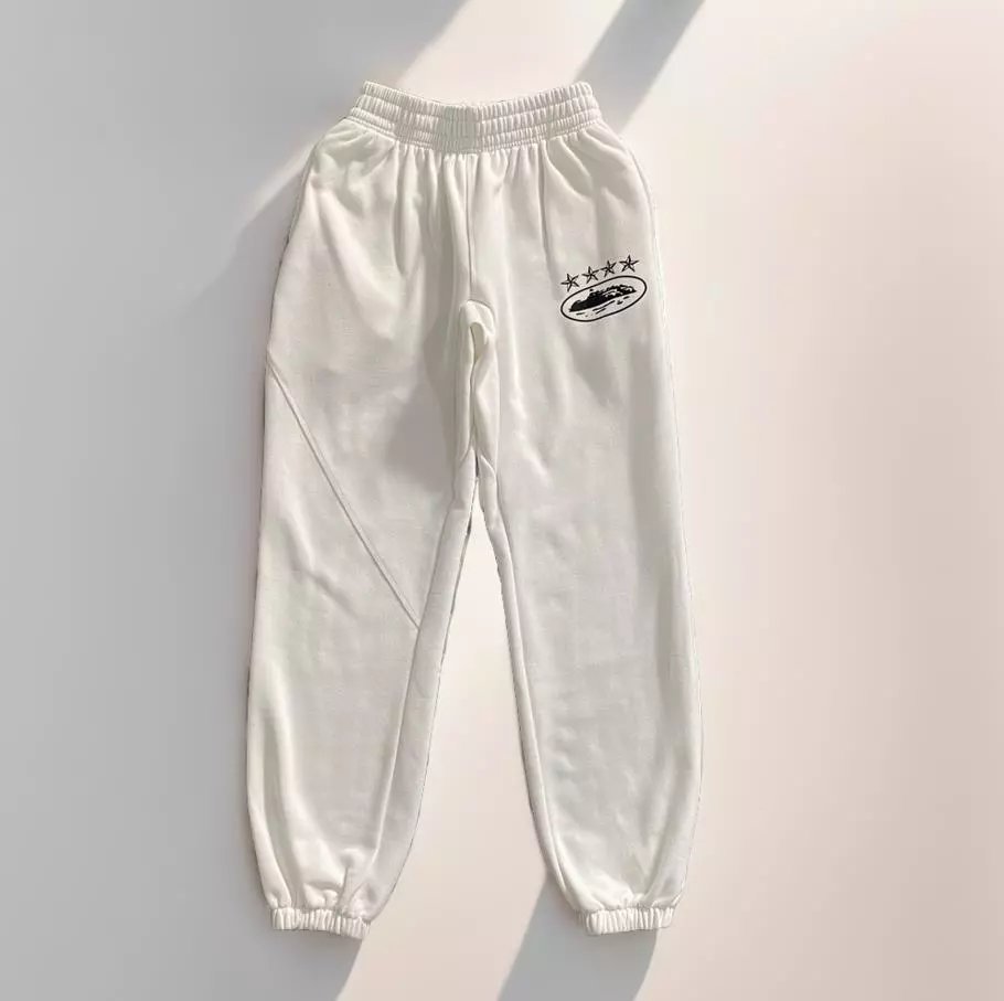 سروال كورتيز الحلو